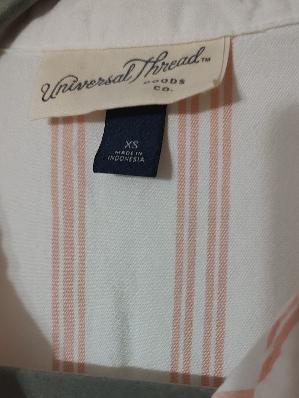 Universal Thread Blouse - Picture 3 of 5